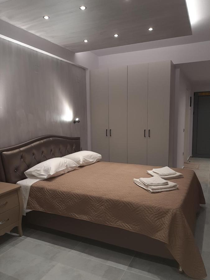 Gold Apartments พลาตาเนส ภายนอก รูปภาพ