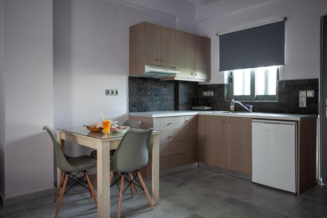 Gold Apartments พลาตาเนส ภายนอก รูปภาพ